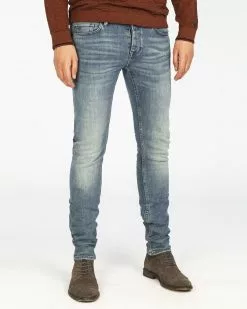 Cast Iron Riser Slim Fit Jeans
